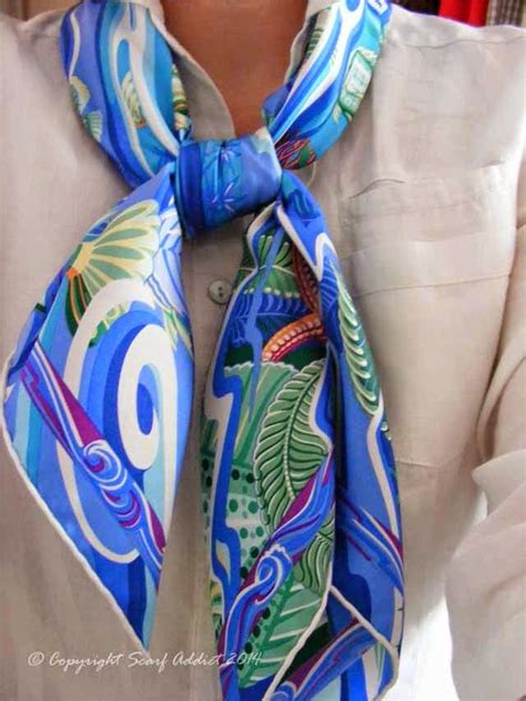 Scarf of the moment: De la Mer Au Ciel 